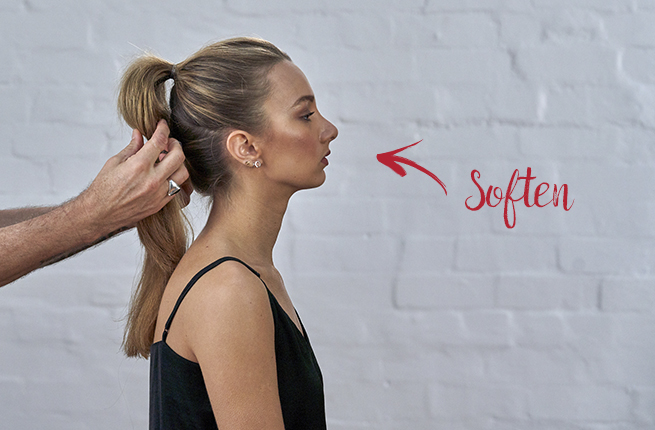 Frizz Defense Straightening Brush